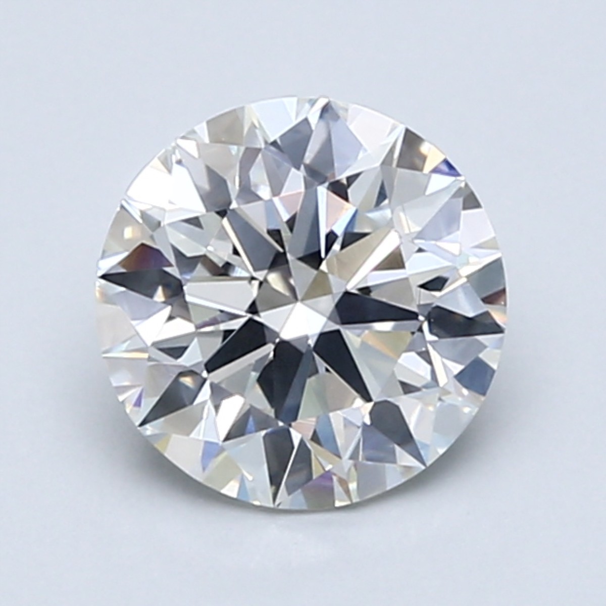 Round 1.52 Carat G Color VS2 Clarity For Sale