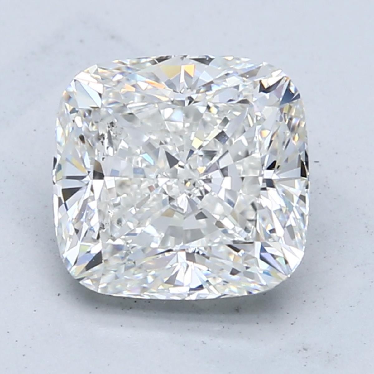 Cushion 3.02 Carat G Color VS2 Clarity For Sale