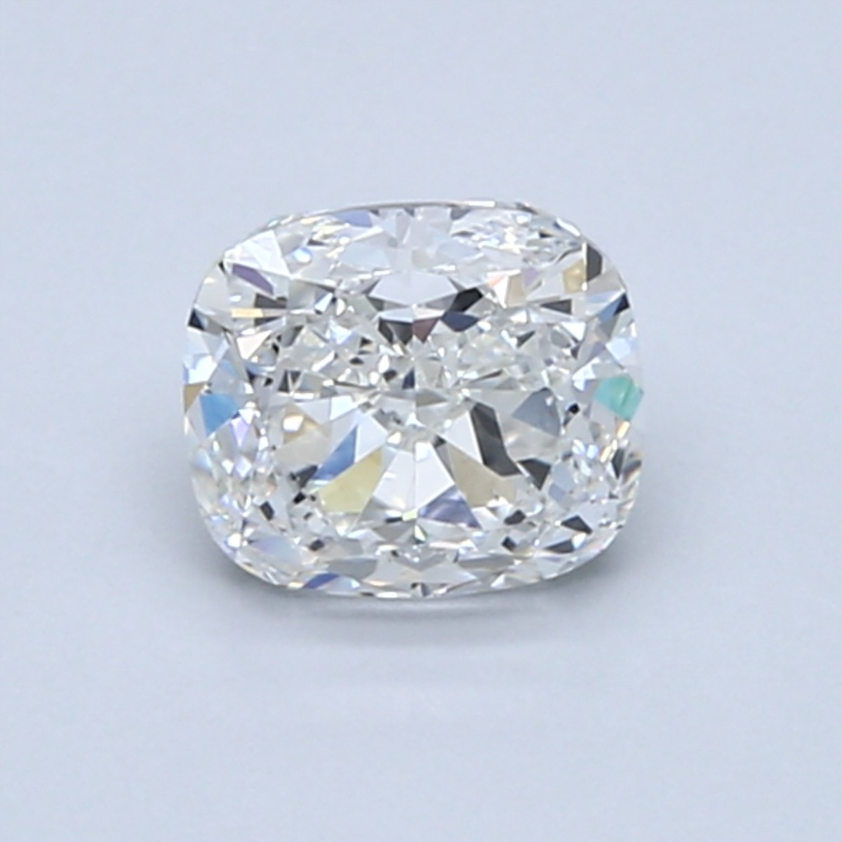 Cushion 1.0 Carat G Color VS2 Clarity For Sale