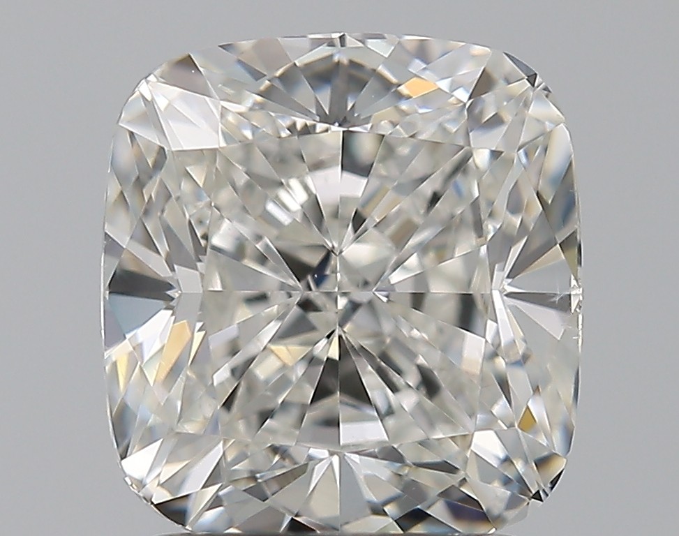 Cushion 2.0 Carat G Color VS2 Clarity For Sale