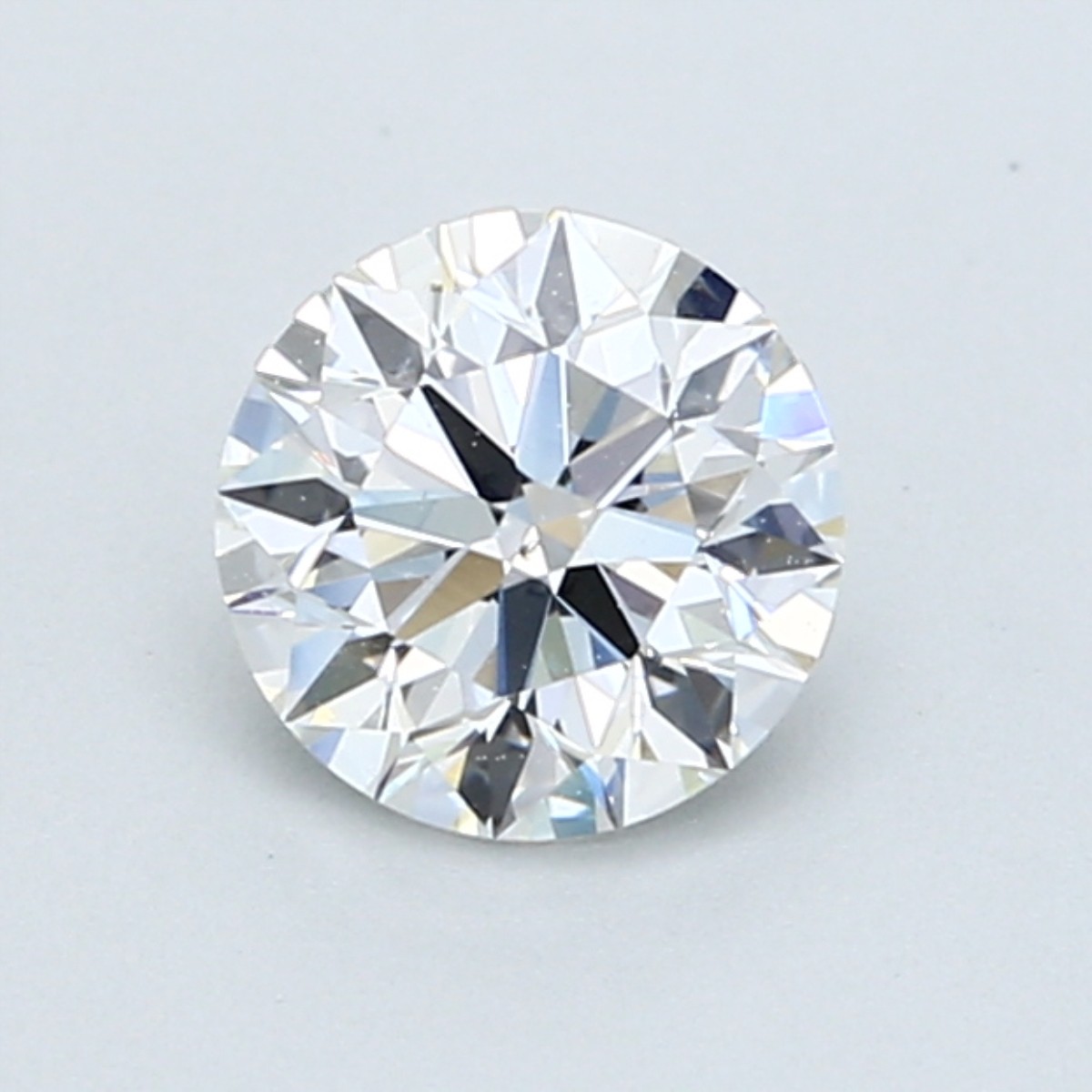 Round 0.9 Carat F Color VS2 Clarity For Sale