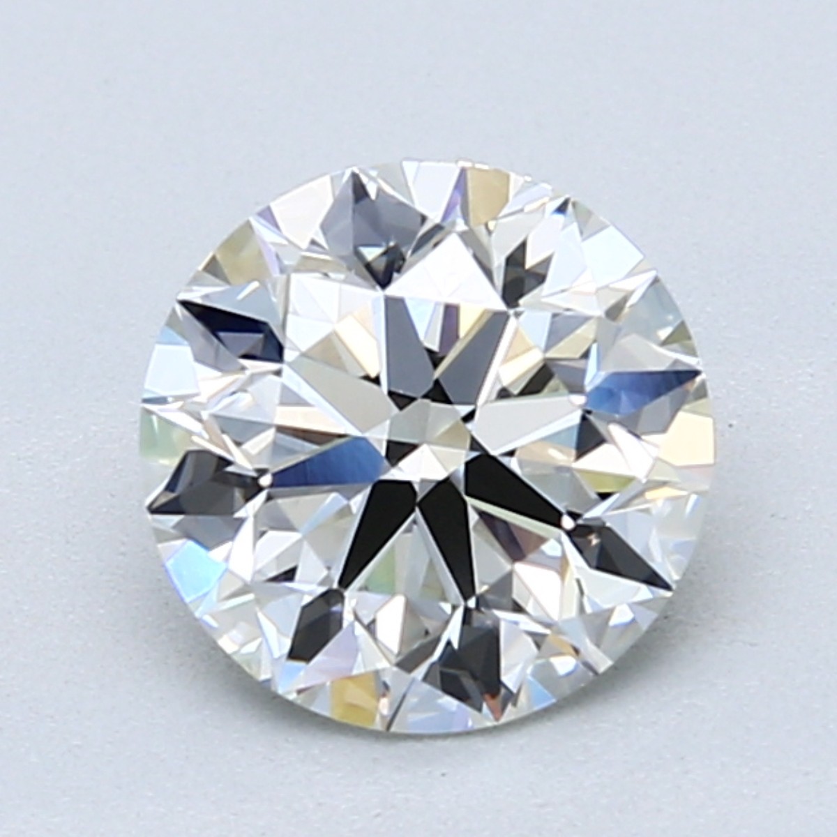 Round 1.6 Carat I Color VVS2 Clarity For Sale