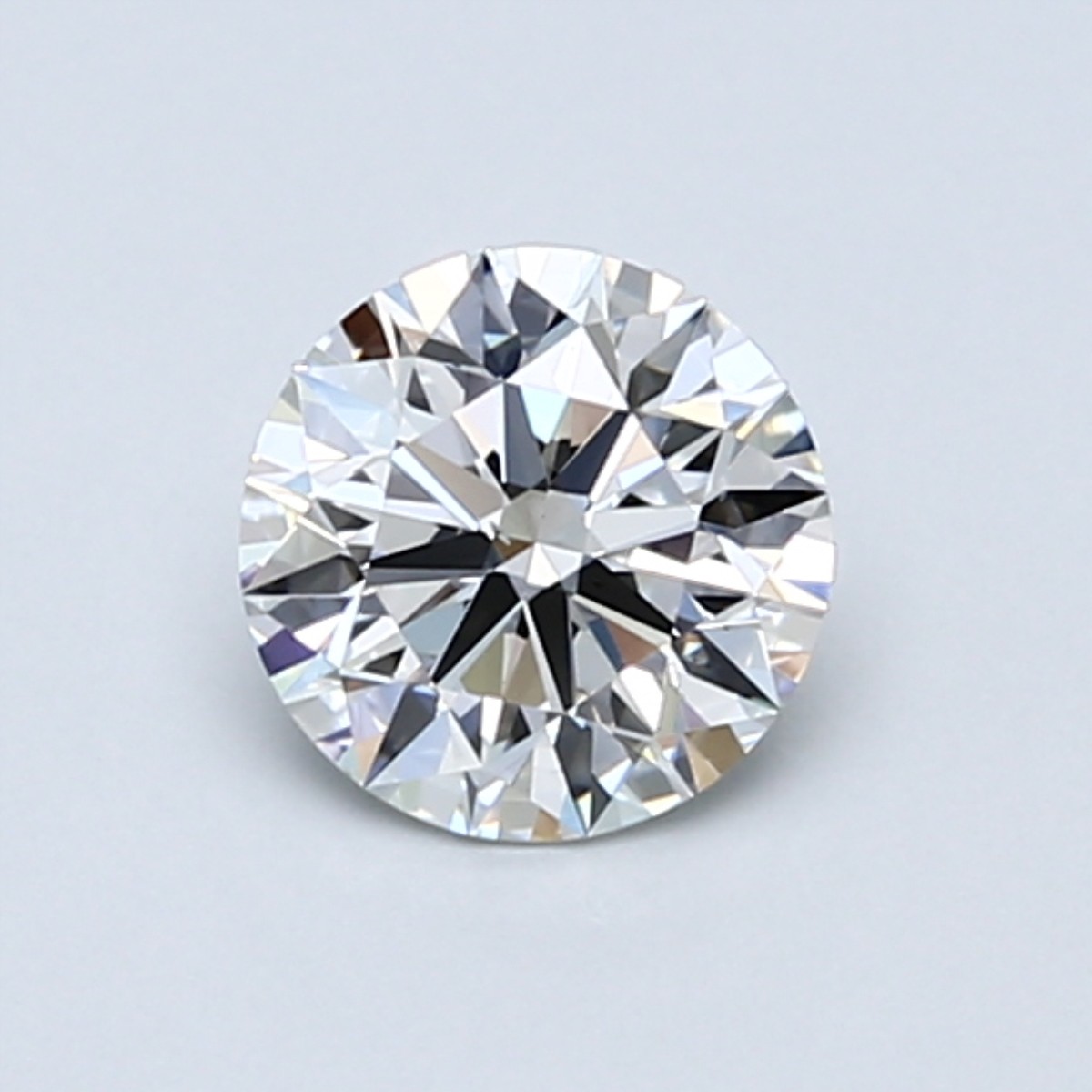 Round 0.77 Carat G Color VS2 Clarity For Sale