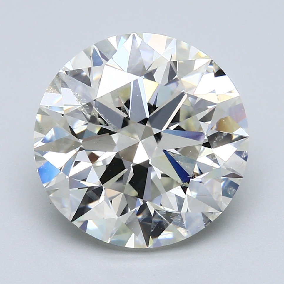 Round 7.75 Carat J Color SI2 Clarity For Sale